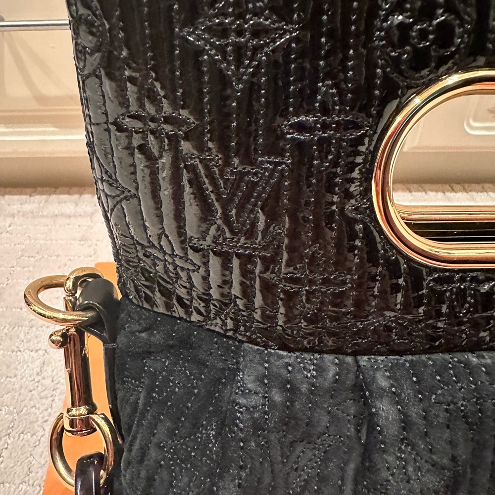 Louis Vuitton Black Monogram Motard AfterDark Bag - Picture 9 of 10